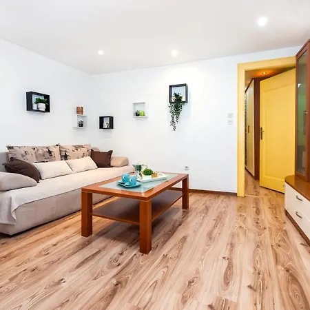 شقة Ap Downtown روفينج