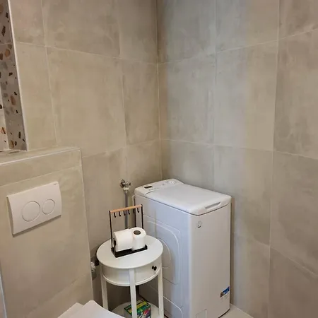 Ap Downtown * روفينج