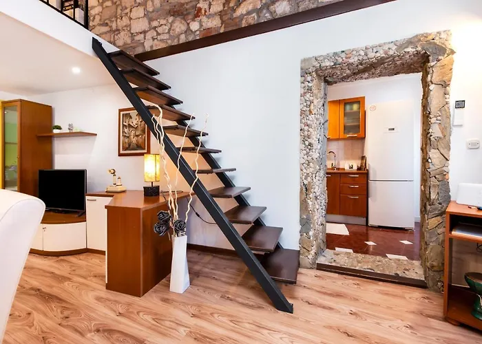 Ap Downtown Apartman